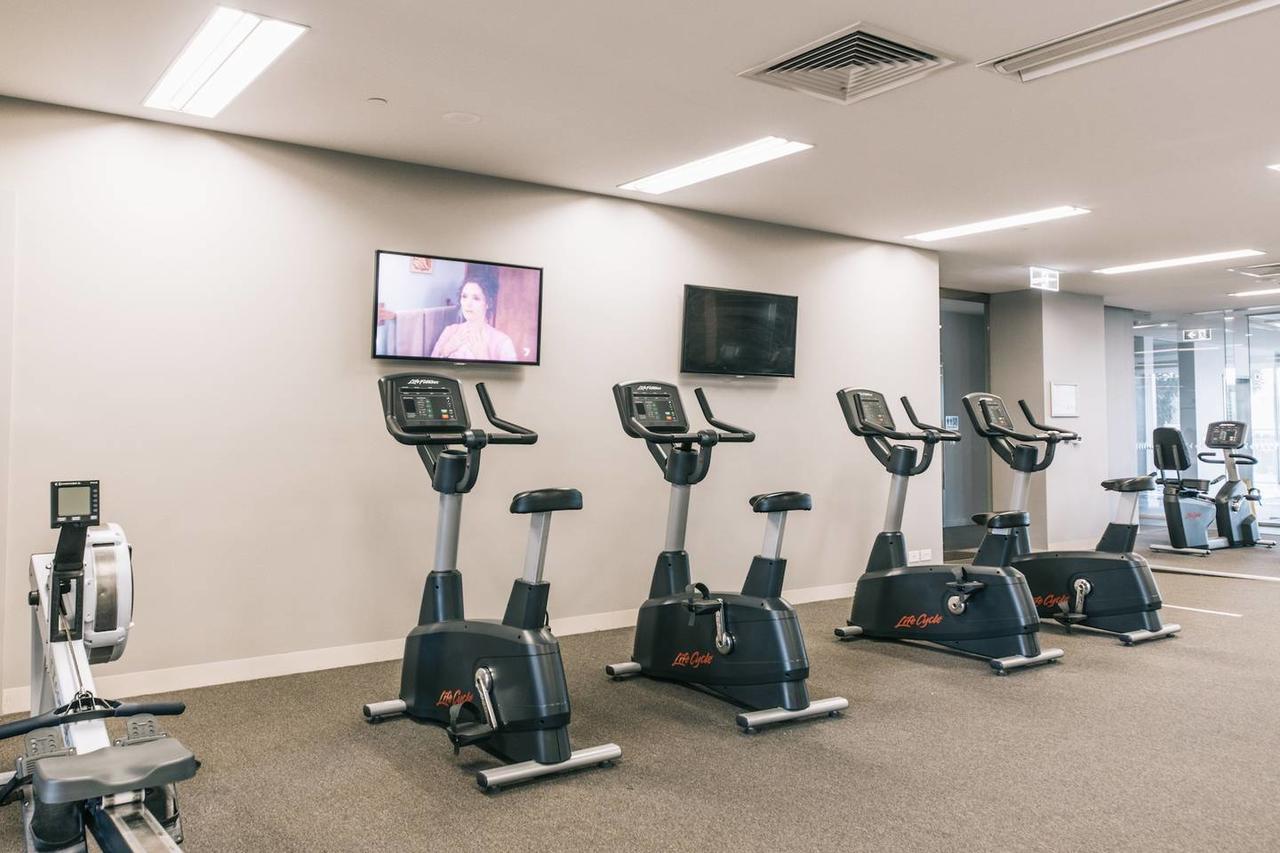 Experience Waterfront Luxury With Views Daire Melbourne Dış mekan fotoğraf
